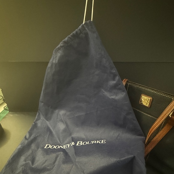 Dooney & Bourke Lexington Shopper Tote Bag, Pebbled Leather, Double Handle. EUC - Picture 7 of 7